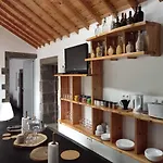 Bed & Breakfast Basaltic