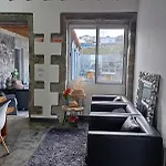 Bed & Breakfast Basaltic