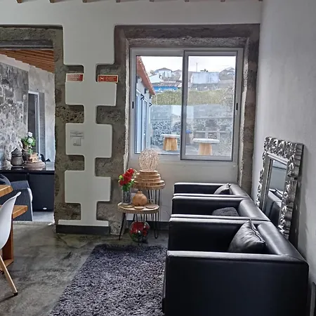 Bed & Breakfast Basaltic