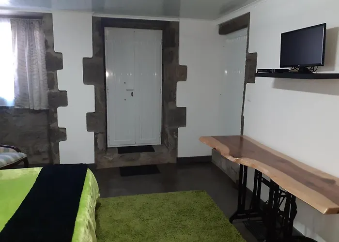 Basaltic Couette-café Achadinha