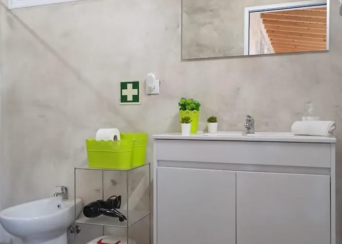 Basaltic Couette-café